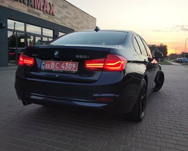 Синій БМВ 3 Серія, об'ємом двигуна 2 л та пробігом 122 тис. км за 16700 $, фото 12 на Automoto.ua