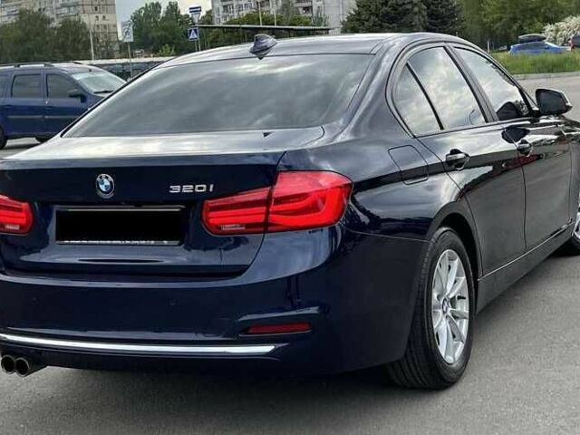Синий БМВ 3 Серия, объемом двигателя 2 л и пробегом 52 тыс. км за 12500 $, фото 5 на Automoto.ua