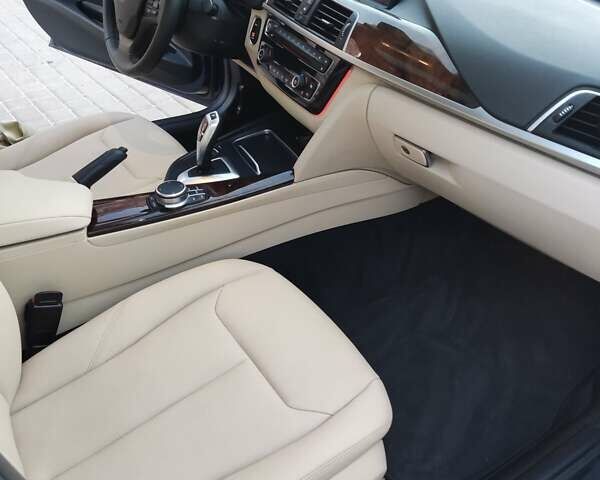 Синій БМВ 3 Серія, об'ємом двигуна 2 л та пробігом 122 тис. км за 16700 $, фото 23 на Automoto.ua