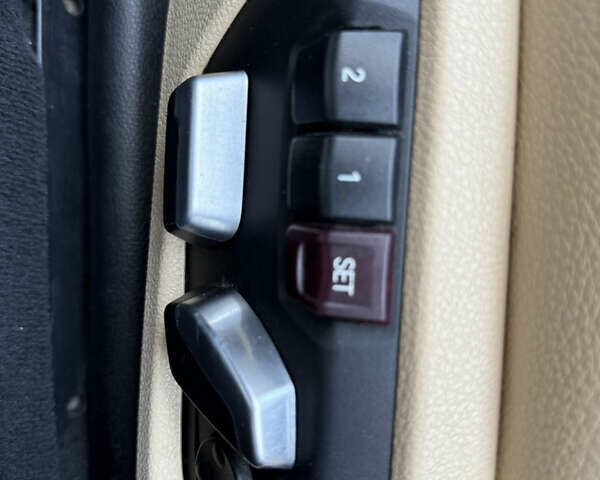 Синий БМВ 3 Серия, объемом двигателя 2 л и пробегом 83 тыс. км за 17999 $, фото 6 на Automoto.ua