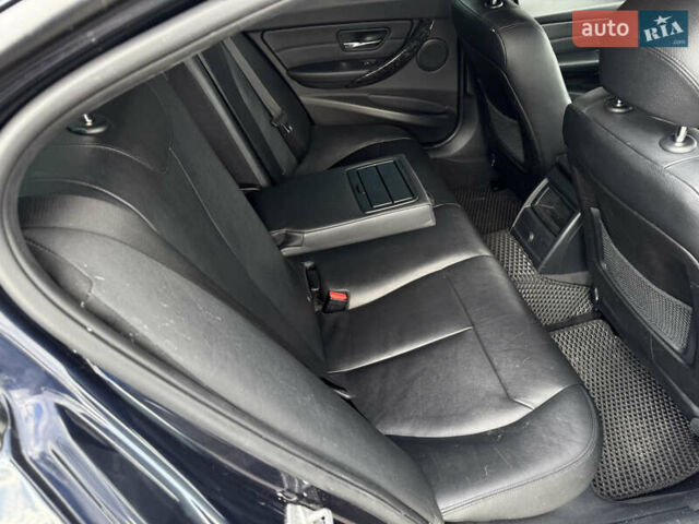 Синий БМВ 3 Серия, объемом двигателя 2 л и пробегом 206 тыс. км за 17200 $, фото 14 на Automoto.ua