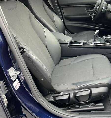 Синий БМВ 3 Серия, объемом двигателя 2 л и пробегом 52 тыс. км за 12500 $, фото 16 на Automoto.ua