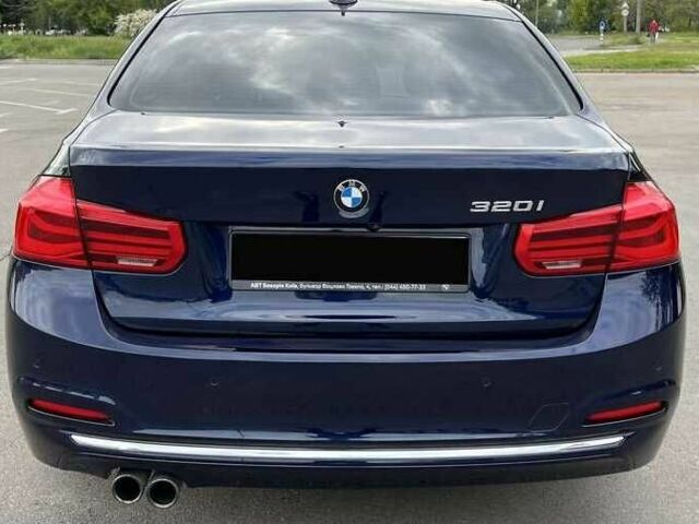 Синий БМВ 3 Серия, объемом двигателя 2 л и пробегом 52 тыс. км за 12500 $, фото 3 на Automoto.ua
