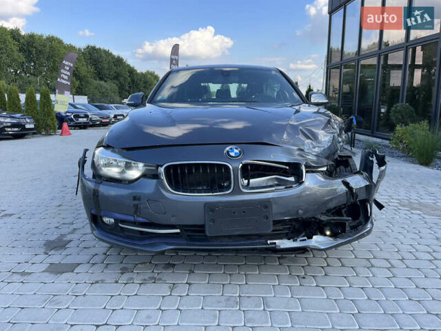 Синий БМВ 3 Серия, объемом двигателя 2 л и пробегом 189 тыс. км за 11900 $, фото 5 на Automoto.ua