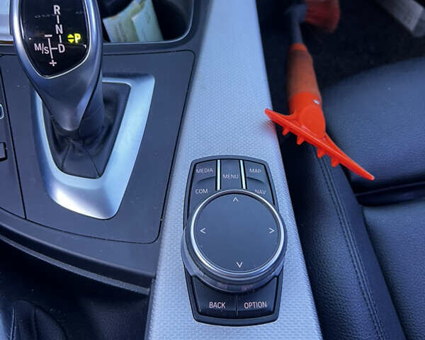 Синий БМВ 3 Серия, объемом двигателя 2 л и пробегом 186 тыс. км за 19500 $, фото 16 на Automoto.ua