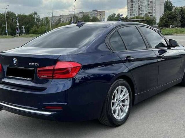 Синий БМВ 3 Серия, объемом двигателя 2 л и пробегом 52 тыс. км за 12500 $, фото 4 на Automoto.ua