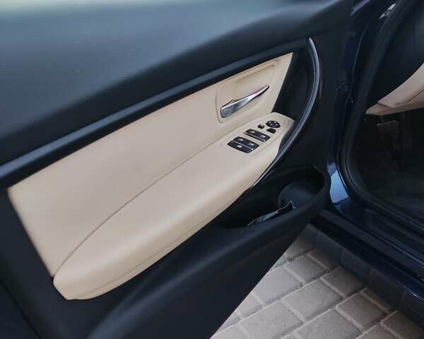 Синій БМВ 3 Серія, об'ємом двигуна 2 л та пробігом 122 тис. км за 16700 $, фото 27 на Automoto.ua