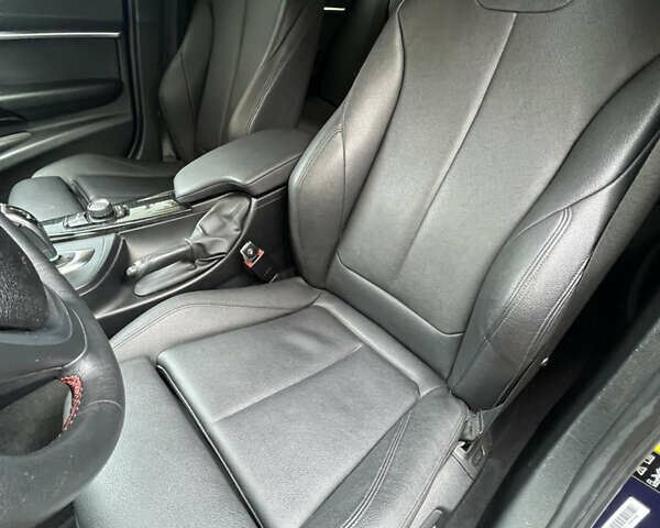 Синій БМВ 3 Серія, об'ємом двигуна 2 л та пробігом 114 тис. км за 17000 $, фото 8 на Automoto.ua