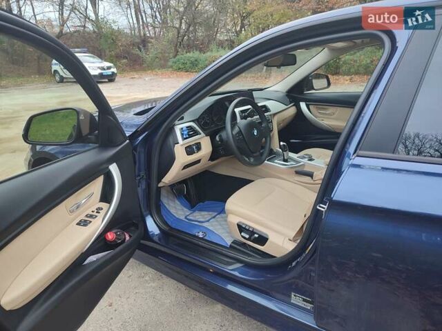 Синий БМВ 3 Серия, объемом двигателя 2 л и пробегом 44 тыс. км за 20500 $, фото 4 на Automoto.ua