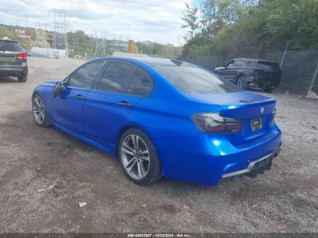 Синій БМВ 3 Серія, об'ємом двигуна 2 л та пробігом 61 тис. км за 3700 $, фото 2 на Automoto.ua