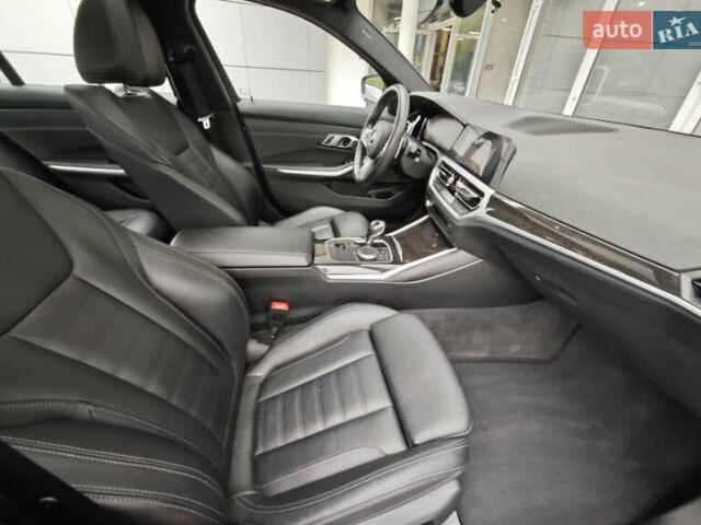 Синий БМВ 3 Серия, объемом двигателя 2 л и пробегом 76 тыс. км за 17300 $, фото 8 на Automoto.ua