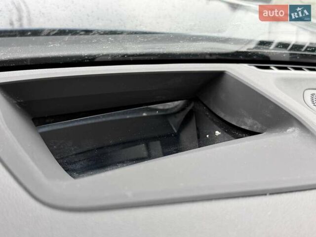 Синий БМВ 3 Серия, объемом двигателя 2 л и пробегом 70 тыс. км за 28500 $, фото 35 на Automoto.ua