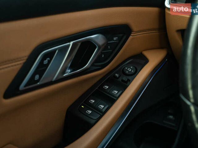 Синий БМВ 3 Серия, объемом двигателя 0 л и пробегом 107 тыс. км за 33500 $, фото 22 на Automoto.ua