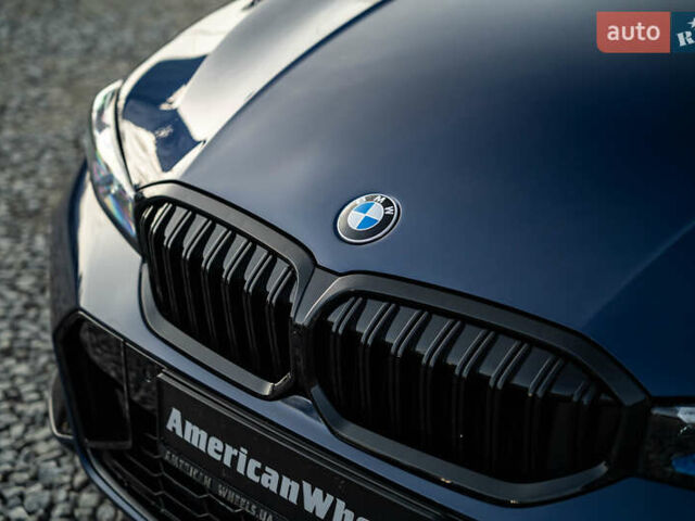 Синий БМВ 3 Серия, объемом двигателя 0 л и пробегом 105 тыс. км за 34500 $, фото 15 на Automoto.ua