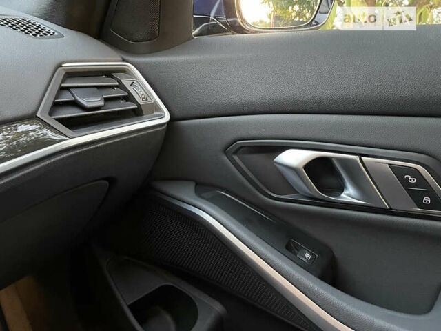 Синий БМВ 3 Серия, объемом двигателя 2 л и пробегом 60 тыс. км за 28500 $, фото 17 на Automoto.ua