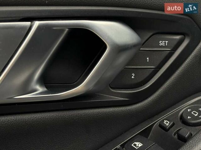 Синій БМВ 3 Серія, об'ємом двигуна 2 л та пробігом 91 тис. км за 26999 $, фото 12 на Automoto.ua