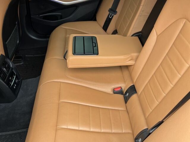 Синий БМВ 3 Серия, объемом двигателя 2 л и пробегом 84 тыс. км за 29900 $, фото 7 на Automoto.ua