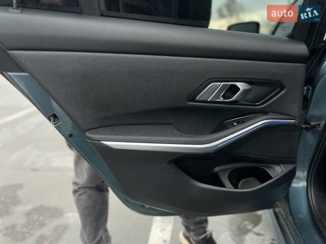 Синій БМВ 3 Серія, об'ємом двигуна 2 л та пробігом 87 тис. км за 30900 $, фото 17 на Automoto.ua