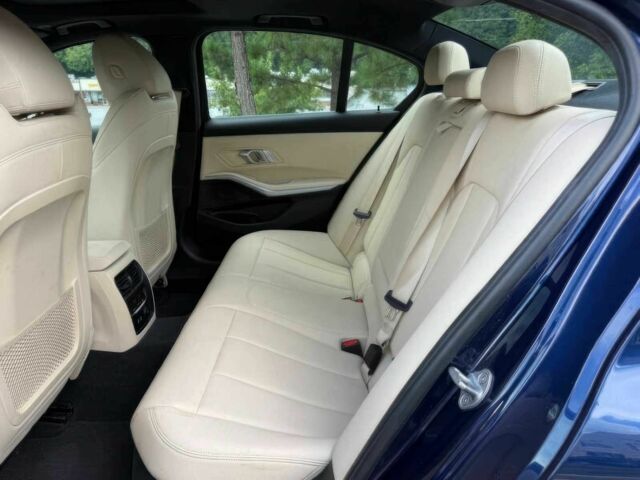 Синій БМВ 3 Серія, об'ємом двигуна 2 л та пробігом 43 тис. км за 10800 $, фото 11 на Automoto.ua