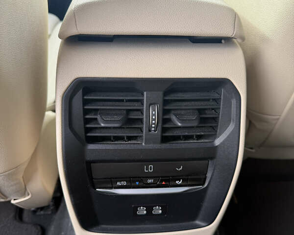 БМВ 3 Серия 2020 в Городке на Automoto.ua Синий БМВ 3 Серия, объемом двигателя 2 л и пробегом 73 тыс. км за 28800 $, фото 17 на Automoto.ua