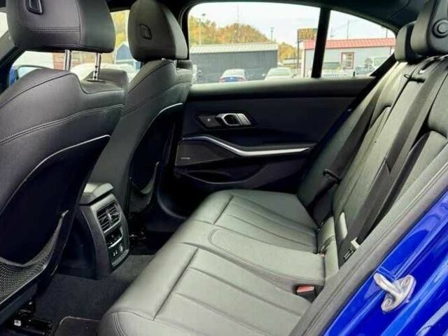 Синий БМВ 3 Серия, объемом двигателя 2 л и пробегом 31 тыс. км за 8400 $, фото 12 на Automoto.ua