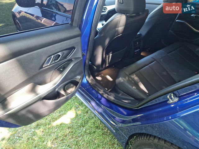 Синий БМВ 3 Серия, объемом двигателя 2 л и пробегом 100 тыс. км за 28000 $, фото 10 на Automoto.ua