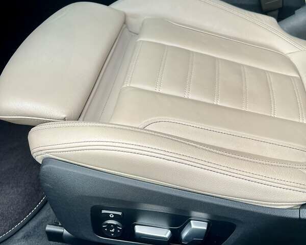 Синій БМВ 3 Серія, об'ємом двигуна 3 л та пробігом 61 тис. км за 48500 $, фото 11 на Automoto.ua