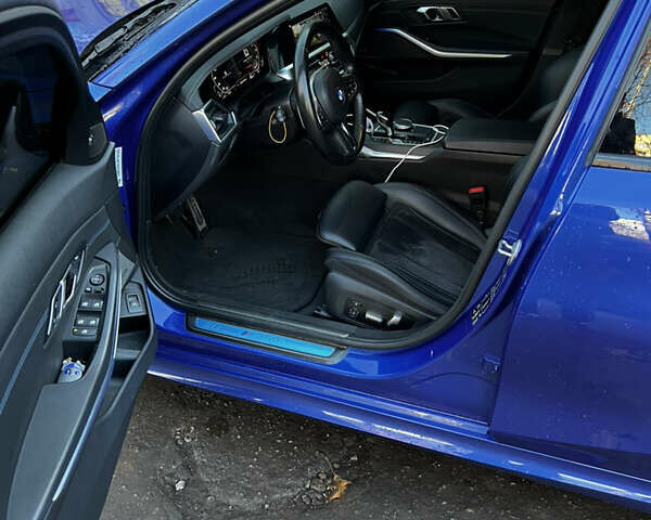 Синий БМВ 3 Серия, объемом двигателя 3 л и пробегом 50 тыс. км за 57000 $, фото 7 на Automoto.ua