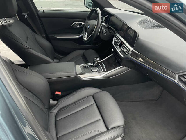 Синій БМВ 3 Серія, об'ємом двигуна 2 л та пробігом 87 тис. км за 30900 $, фото 20 на Automoto.ua