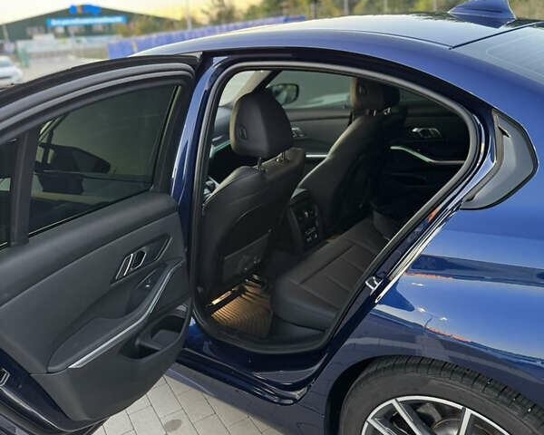 Синий БМВ 3 Серия, объемом двигателя 2 л и пробегом 53 тыс. км за 31000 $, фото 29 на Automoto.ua
