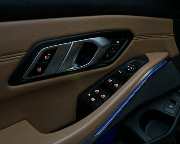 Синий БМВ 3 Серия, объемом двигателя 3 л и пробегом 30 тыс. км за 36900 $, фото 21 на Automoto.ua