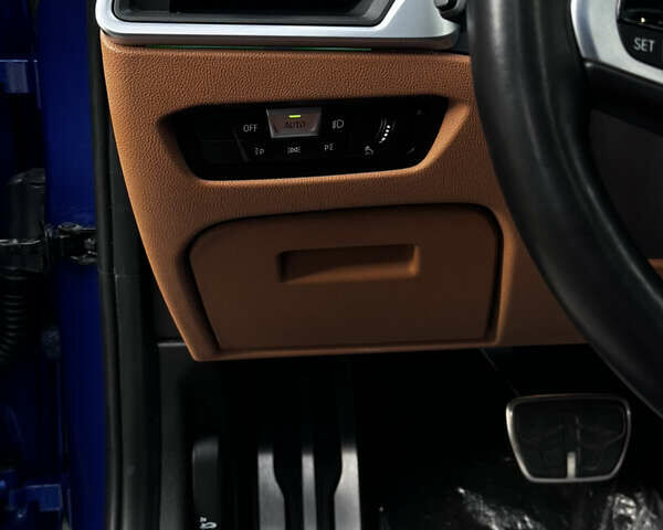 Синій БМВ 3 Серія, об'ємом двигуна 3 л та пробігом 20 тис. км за 37950 $, фото 30 на Automoto.ua