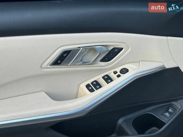 Синій БМВ 3 Серія, об'ємом двигуна 2 л та пробігом 93 тис. км за 23999 $, фото 15 на Automoto.ua