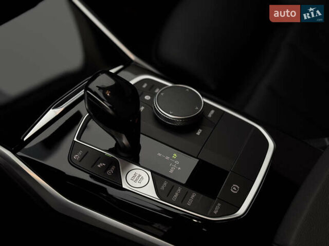 Синий БМВ 3 Серия, объемом двигателя 2 л и пробегом 32 тыс. км за 32000 $, фото 28 на Automoto.ua