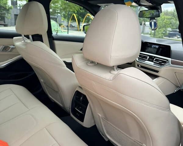 Синий БМВ 3 Серия, объемом двигателя 2 л и пробегом 41 тыс. км за 31000 $, фото 5 на Automoto.ua