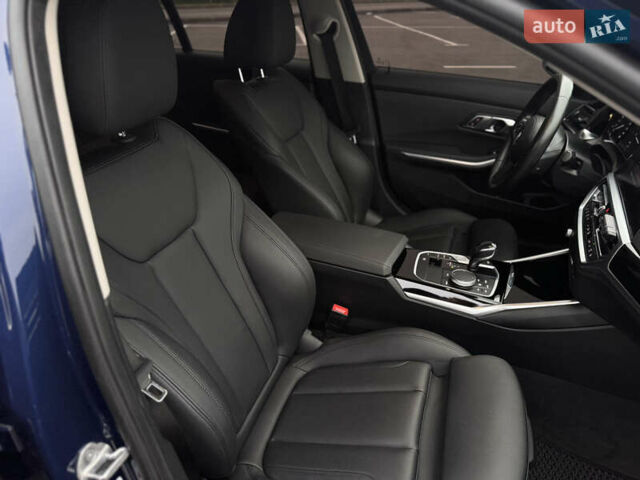 Синий БМВ 3 Серия, объемом двигателя 2 л и пробегом 32 тыс. км за 32000 $, фото 36 на Automoto.ua