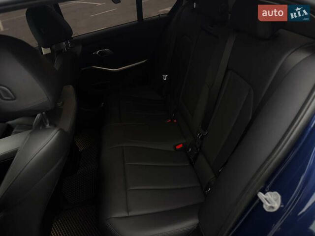 Синий БМВ 3 Серия, объемом двигателя 2 л и пробегом 32 тыс. км за 32000 $, фото 31 на Automoto.ua