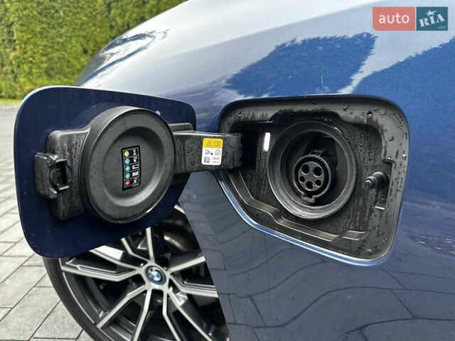 Синий БМВ 3 Серия, объемом двигателя 2 л и пробегом 22 тыс. км за 34900 $, фото 12 на Automoto.ua