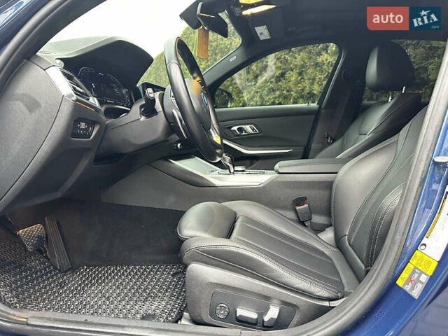 Синий БМВ 3 Серия, объемом двигателя 2 л и пробегом 22 тыс. км за 34900 $, фото 17 на Automoto.ua