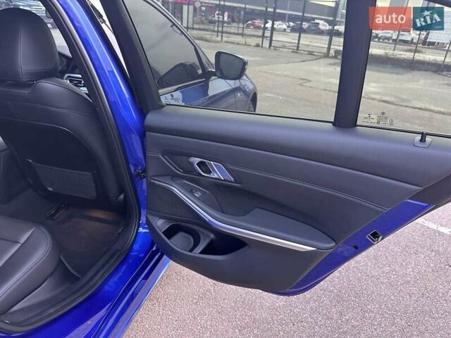 Синий БМВ 3 Серия, объемом двигателя 2 л и пробегом 15 тыс. км за 40900 $, фото 53 на Automoto.ua
