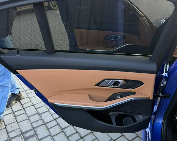 Синий БМВ 3 Серия, объемом двигателя 2 л и пробегом 36 тыс. км за 45000 $, фото 30 на Automoto.ua