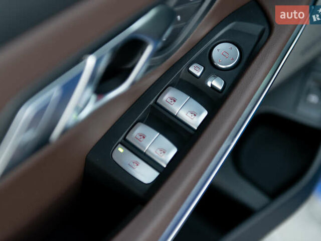 Синий БМВ 3 Серия, объемом двигателя 3 л и пробегом 15 тыс. км за 58000 $, фото 27 на Automoto.ua