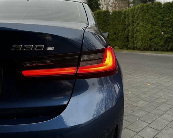 Синий БМВ 3 Серия, объемом двигателя 2 л и пробегом 22 тыс. км за 34900 $, фото 9 на Automoto.ua