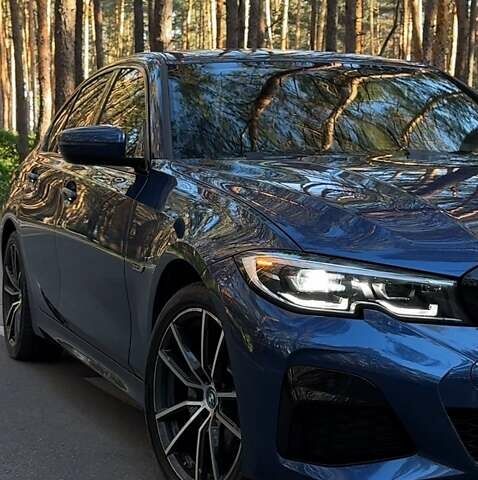 Синий БМВ 3 Серия, объемом двигателя 2 л и пробегом 27 тыс. км за 37400 $, фото 1 на Automoto.ua
