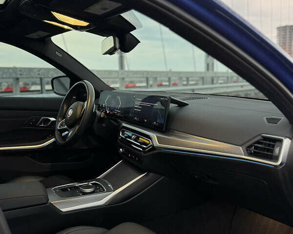 Синій БМВ 3 Серія, об'ємом двигуна 3 л та пробігом 32 тис. км за 61500 $, фото 40 на Automoto.ua