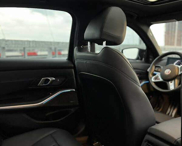 Синій БМВ 3 Серія, об'ємом двигуна 3 л та пробігом 32 тис. км за 61500 $, фото 42 на Automoto.ua