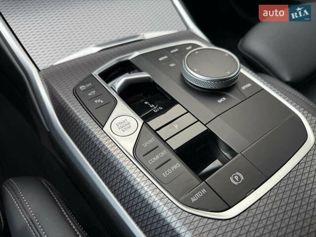 Синій БМВ 3 Серія, об'ємом двигуна 3 л та пробігом 22 тис. км за 49000 $, фото 15 на Automoto.ua