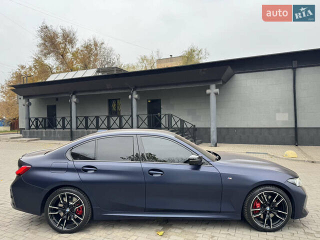 Синий БМВ 3 Серия, объемом двигателя 3 л и пробегом 49 тыс. км за 68000 $, фото 3 на Automoto.ua