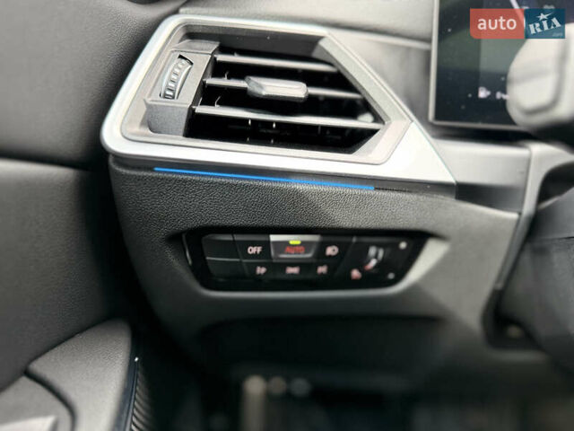 Синій БМВ 3 Серія, об'ємом двигуна 3 л та пробігом 22 тис. км за 49000 $, фото 25 на Automoto.ua