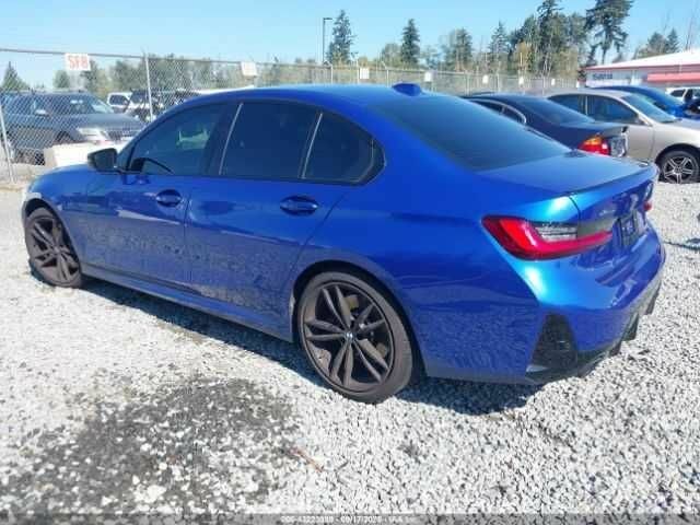 Синий БМВ 3 Серия, объемом двигателя 2 л и пробегом 23 тыс. км за 31999 $, фото 3 на Automoto.ua